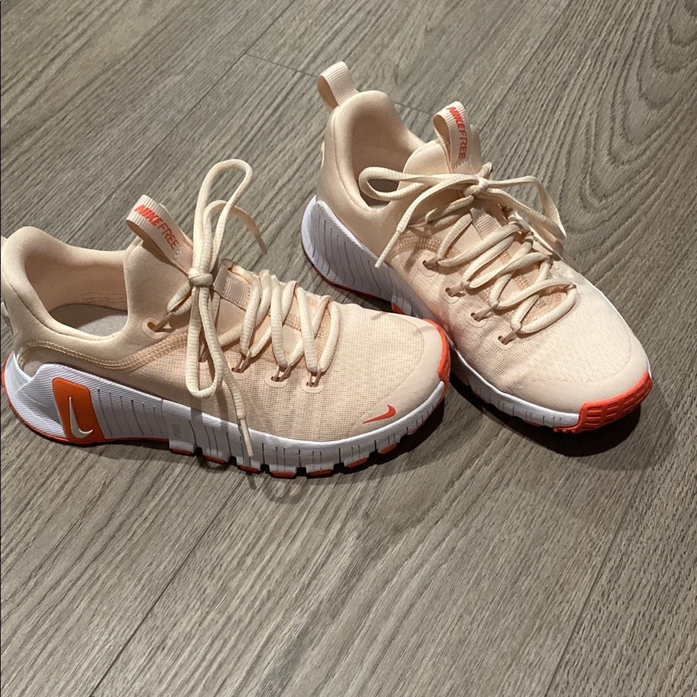 Nike Free Metcon 6 "Guava Ice/White/Lt Wild Mango" Women's Training Shoe